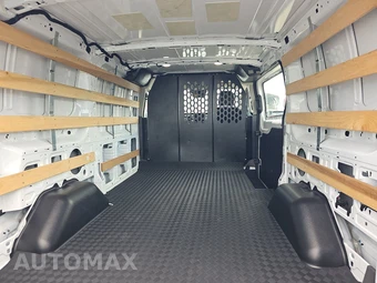 2025 Ford Transit 250 Cargo Van Low Roof 130.0" WB - miniatura 15