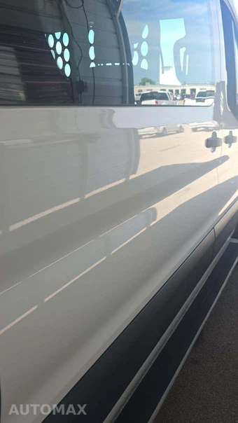 2025 Ford Transit 250 Cargo Van Low Roof 130.0" WB - miniatura 21