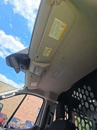2025 Ford Transit 250 Cargo Van Low Roof 130.0" WB - miniatura 10