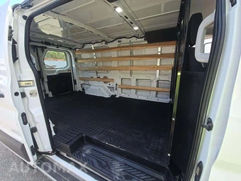 2025 Ford Transit 250 Cargo Van Low Roof 130.0" WB - miniatura 14