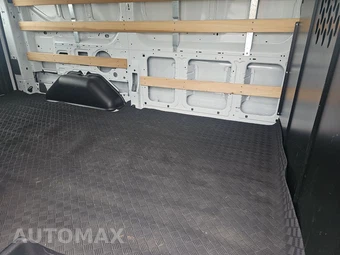 2025 Ford Transit 250 Cargo Van Low Roof 130.0" WB - miniatura 13