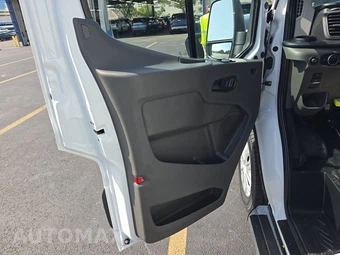 2025 Ford Transit 250 Cargo Van Low Roof 130.0" WB - miniatura 9