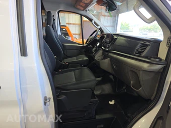 2025 Ford Transit 250 Cargo Van Low Roof 130.0" WB - miniatura 8