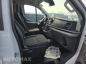 2025 Ford Transit 250 Cargo Van Low Roof 130.0" WB - miniatura 8