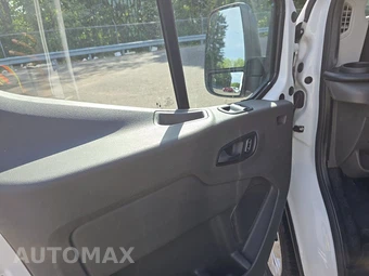 2025 Ford Transit 250 Cargo Van Low Roof 130.0" WB - miniatura 9