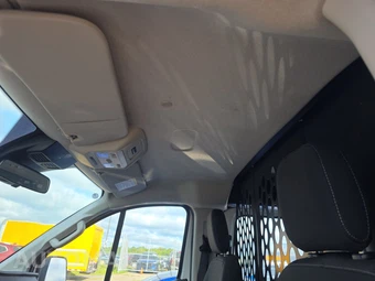 2025 Ford Transit 250 Cargo Van Low Roof 130.0" WB - miniatura 17