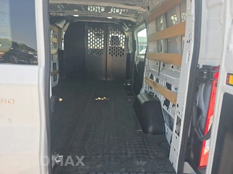 2025 Ford Transit 250 Cargo Van Low Roof 130.0" WB - miniatura 16