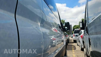 2025 Ford Transit 250 Cargo Van Low Roof 130.0" WB - miniatura 26