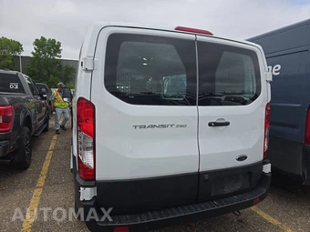 2025 Ford Transit 250 Cargo Van Low Roof 130.0" WB - miniatura 5