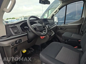 2025 Ford Transit 250 Cargo Van Low Roof 130.0" WB - miniatura 7