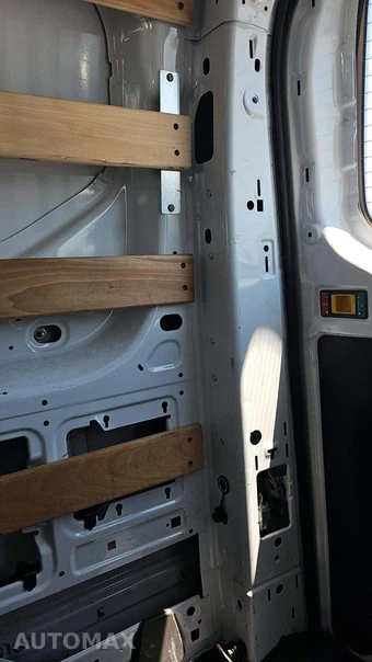 2025 Ford Transit 250 Cargo Van Low Roof 130.0" WB - miniatura 30