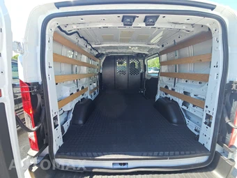 2025 Ford Transit 250 Cargo Van Low Roof 130.0" WB - miniatura 16