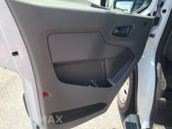 2025 Ford Transit 250 Cargo Van Low Roof 130.0" WB - miniatura 9