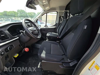 2025 Ford Transit 250 Cargo Van Low Roof 130.0" WB - miniatura 7