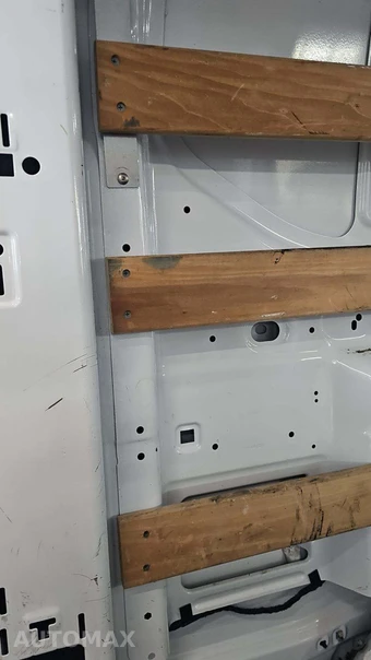 2025 Ford Transit 250 Cargo Van Low Roof 130.0" WB - miniatura 29