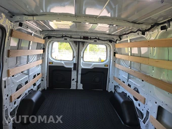2025 Ford Transit 250 Cargo Van Low Roof 130.0" WB - miniatura 13