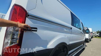 2025 Ford Transit 250 Cargo Van Low Roof 130.0" WB - miniatura 26