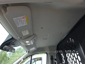 2025 Ford Transit 250 Cargo Van Low Roof 130.0" WB - miniatura 18