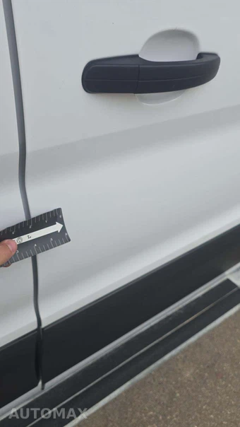 2025 Ford Transit 250 Cargo Van Low Roof 130.0" WB - miniatura 22