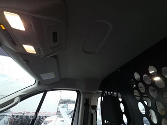 2025 Ford Transit 250 Cargo Van Low Roof 130.0" WB - miniatura 17