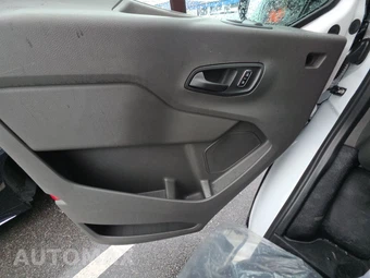 2025 Ford Transit 250 Cargo Van Low Roof 130.0" WB - miniatura 9