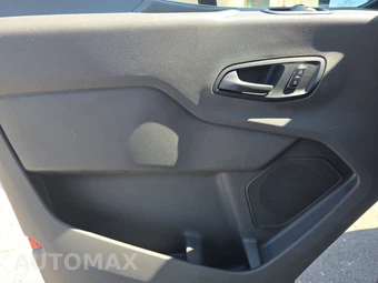 2025 Ford Transit 250 Cargo Van Low Roof 130.0" WB - miniatura 9