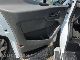 2025 Ford Transit 250 Cargo Van Low Roof 130.0" WB - miniatura 9