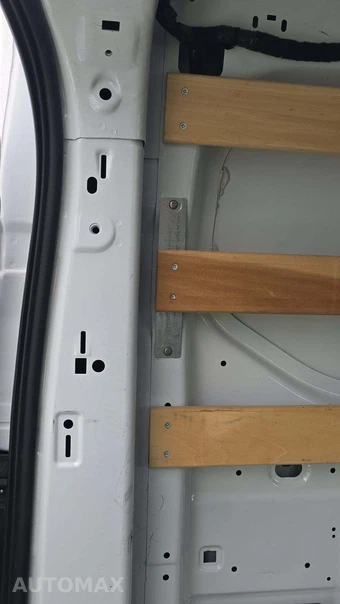 2025 Ford Transit 250 Cargo Van Low Roof 130.0" WB - miniatura 21