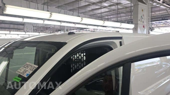 2025 Ford Transit 250 Cargo Van Low Roof 130.0" WB - miniatura 17