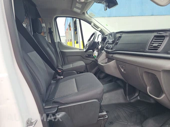 2025 Ford Transit 250 Cargo Van Low Roof 130.0" WB - miniatura 8