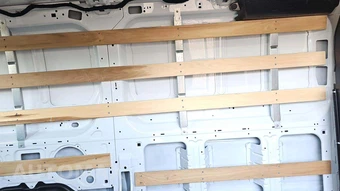 2025 Ford Transit 250 Cargo Van Low Roof 130.0" WB - miniatura 29