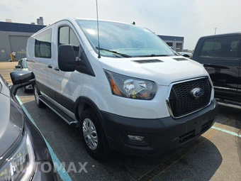 2025 Ford Transit 250 Cargo Van Low Roof 130.0" WB - miniatura 3