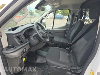 2025 Ford Transit 250 Cargo Van Low Roof 130.0" WB - miniatura 7