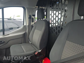 2025 Ford Transit 250 Cargo Van Low Roof 130.0" WB - miniatura 13