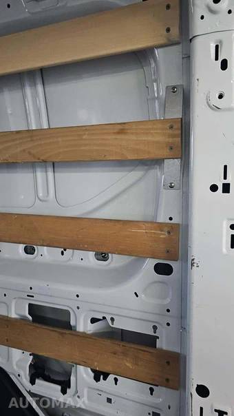 2025 Ford Transit 250 Cargo Van Low Roof 130.0" WB - miniatura 28