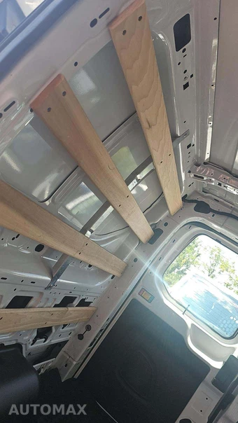 2025 Ford Transit 250 Cargo Van Low Roof 130.0" WB - miniatura 24