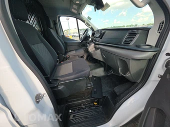 2025 Ford Transit 250 Cargo Van Low Roof 130.0" WB - miniatura 8