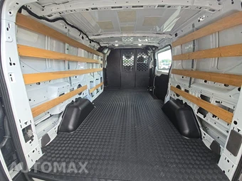 2025 Ford Transit 250 Cargo Van Low Roof 130.0" WB - miniatura 16