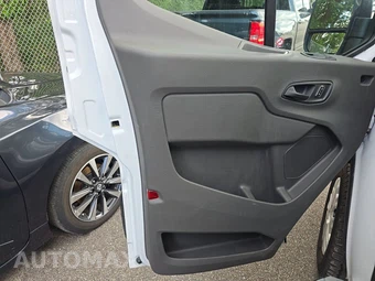 2025 Ford Transit 250 Cargo Van Low Roof 130.0" WB - miniatura 9