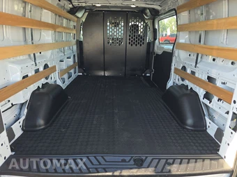 2025 Ford Transit 250 Cargo Van Low Roof 130.0" WB - miniatura 16