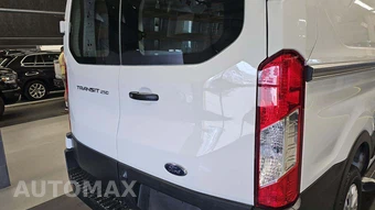 2025 Ford Transit 250 Cargo Van Low Roof 130.0" WB - miniatura 6