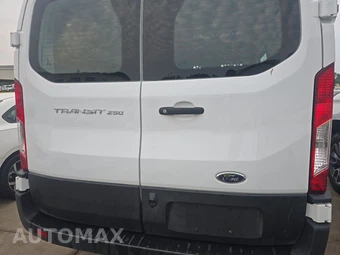 2025 Ford Transit 250 Cargo Van Low Roof 130.0" WB - miniatura 16