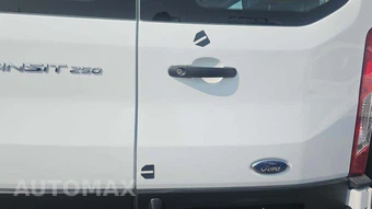 2025 Ford Transit 250 Cargo Van Low Roof 130.0" WB - miniatura 32