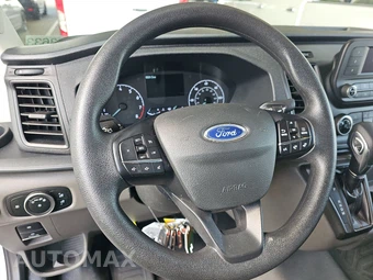 2025 Ford Transit 250 Cargo Van Low Roof 130.0" WB - miniatura 10