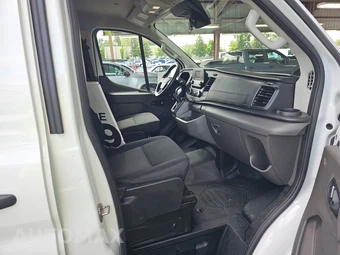 2025 Ford Transit 250 Cargo Van Low Roof 130.0" WB - miniatura 8