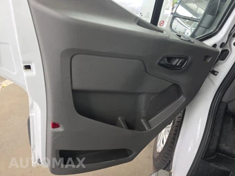 2025 Ford Transit 250 Cargo Van Low Roof 130.0" WB - miniatura 9