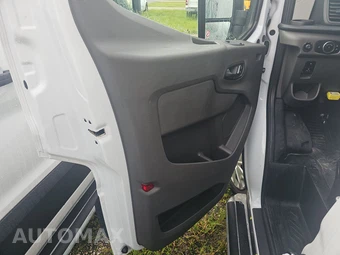2025 Ford Transit 250 Cargo Van Low Roof 130.0" WB - miniatura 9