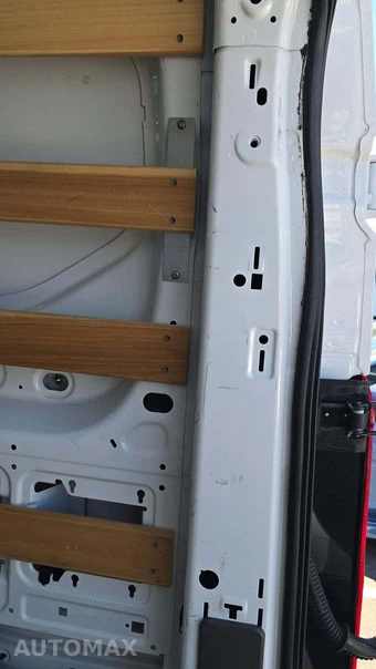 2025 Ford Transit 250 Cargo Van Low Roof 130.0" WB - miniatura 22