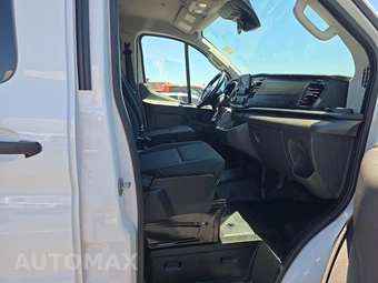 2025 Ford Transit 250 Cargo Van Low Roof 130.0" WB - miniatura 8