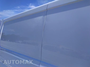 2025 Ford Transit 250 Cargo Van Low Roof 130.0" WB - miniatura 22